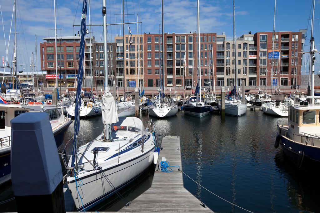 Roompot Nautisch Centrum Scheveningen *